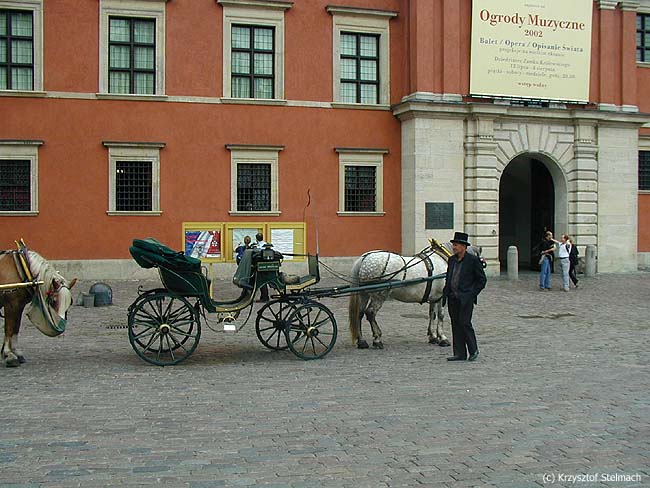 Dorożka na Placu Zamkowym