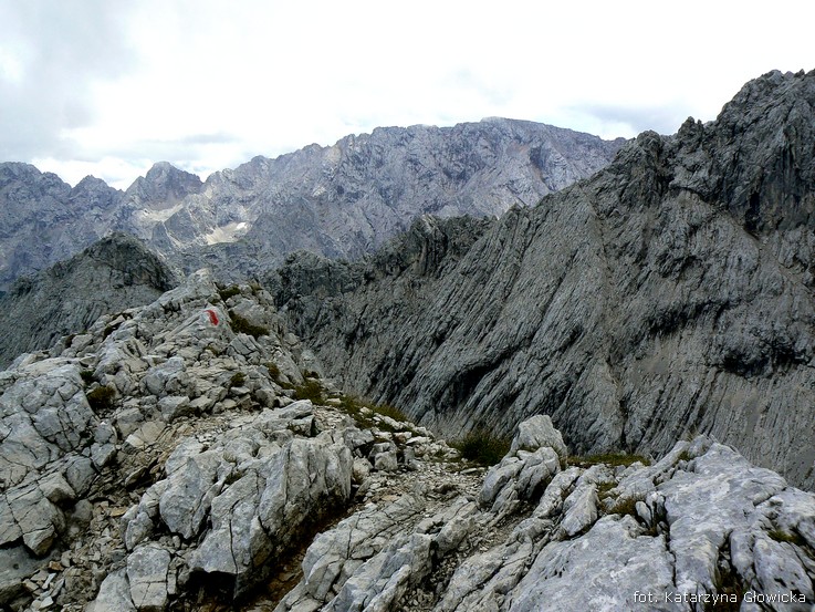 szlak na Alpspitze, teraz granią...